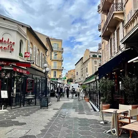 Centre De A 200m De La Daire